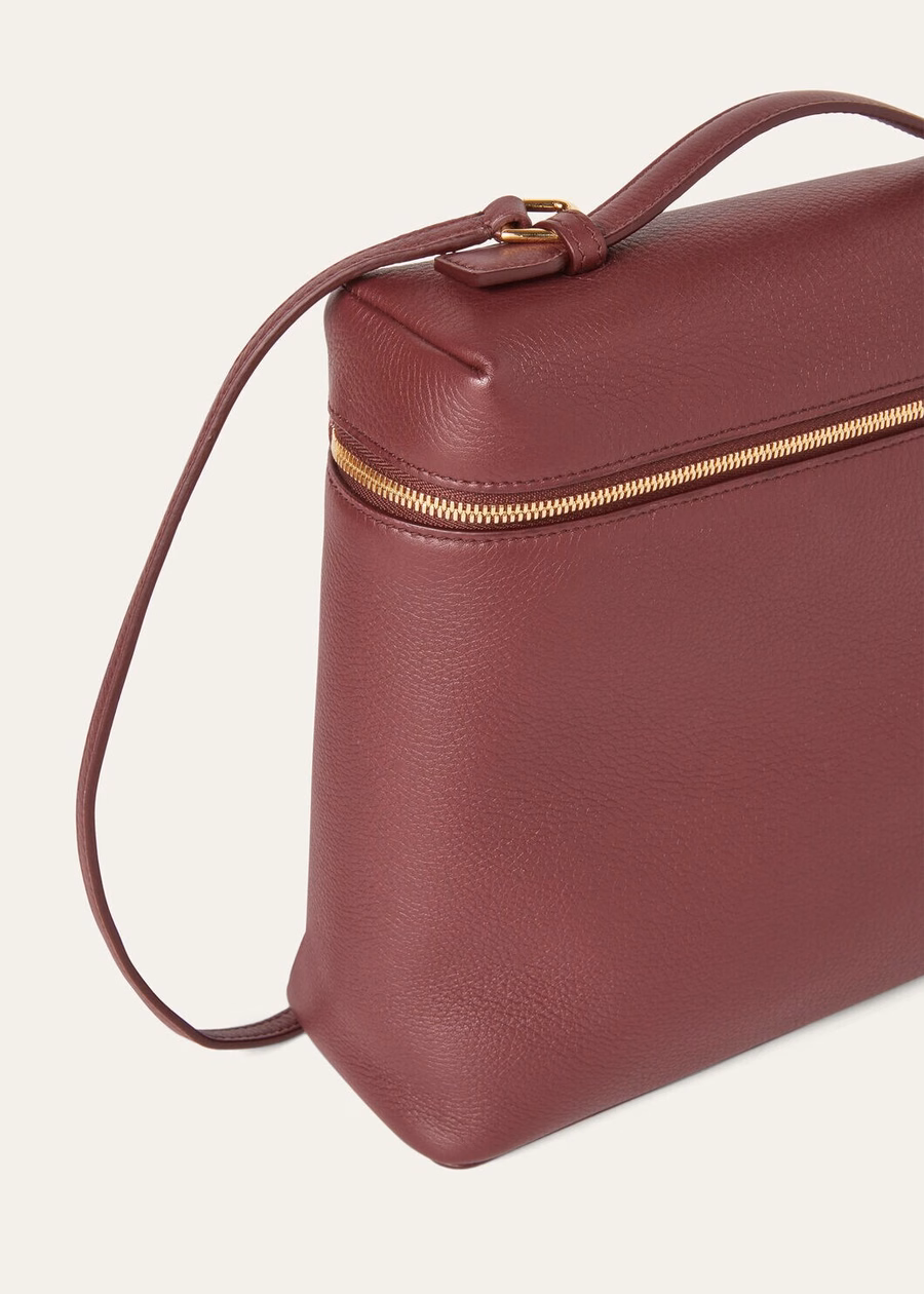 Mochila con bolsillo adicional L23.5 Azuki Beans en piel de becerro granulada