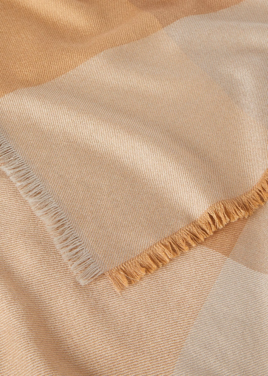 Quadrilatero del Silenzio Foulard Seda Cashmere Tostado Claro/Cintas Camel
