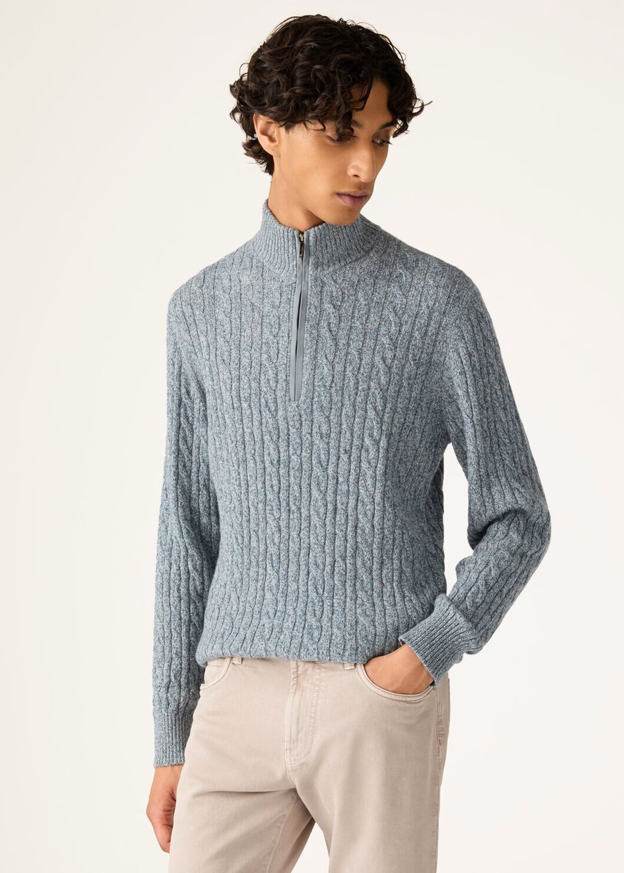 Jersey de cachemir Treccia Baby color marfil con encaje, azul celeste y verde azulado jaspeado.
