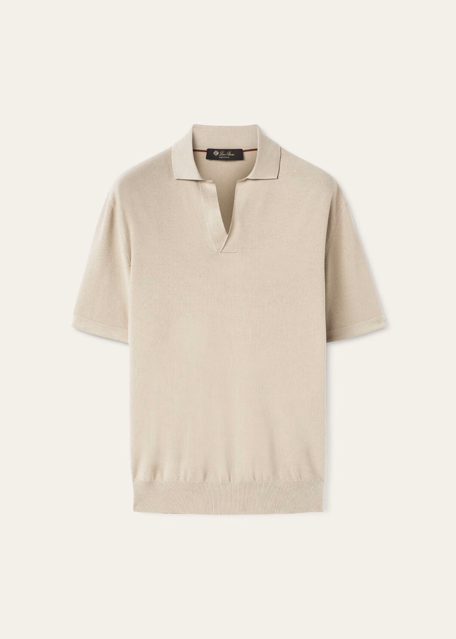 Polo sin botones, color crema, algodón y seda.