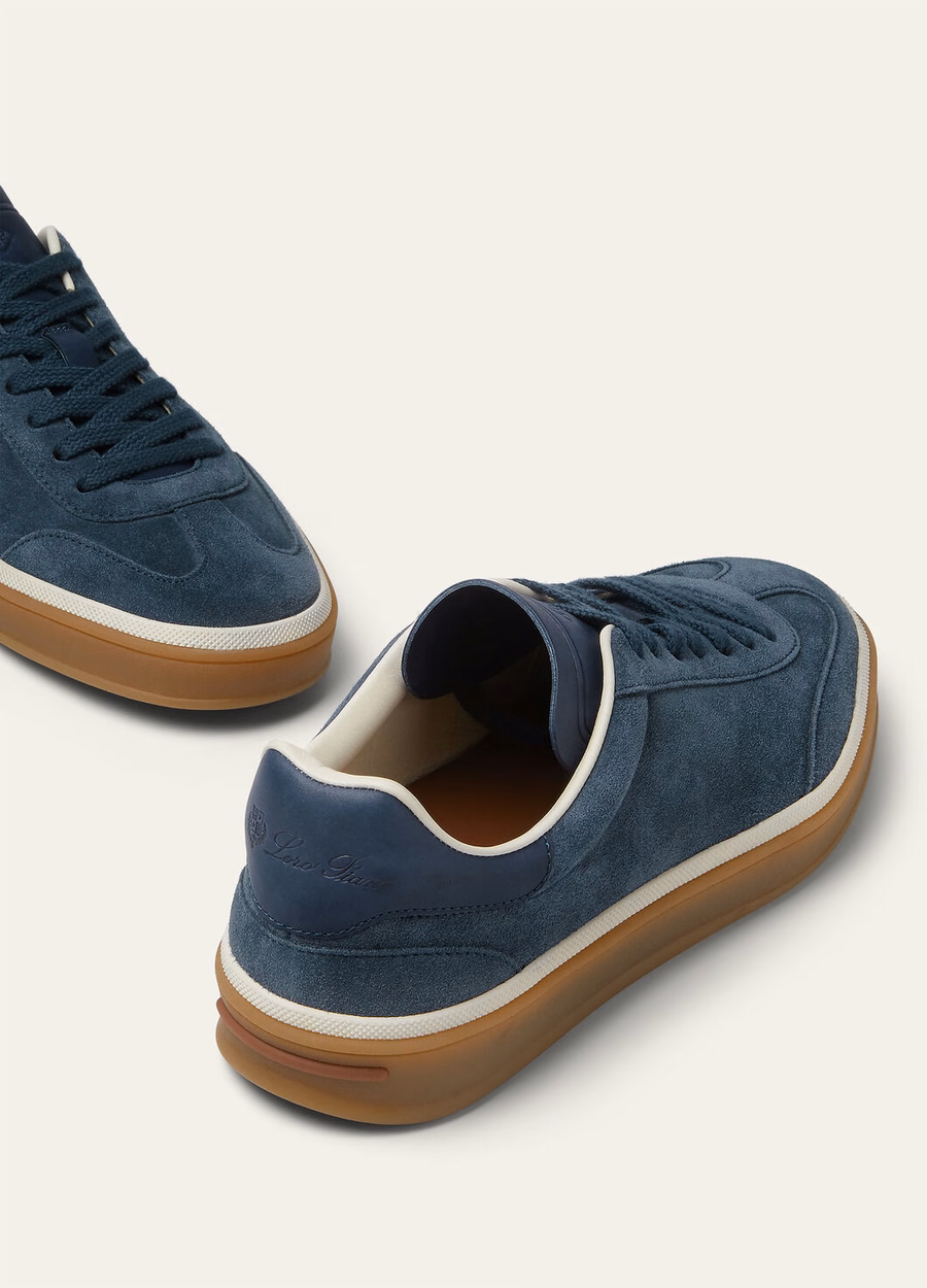 Zapatillas de tenis de ante con suela dividida en color negro (Figs)