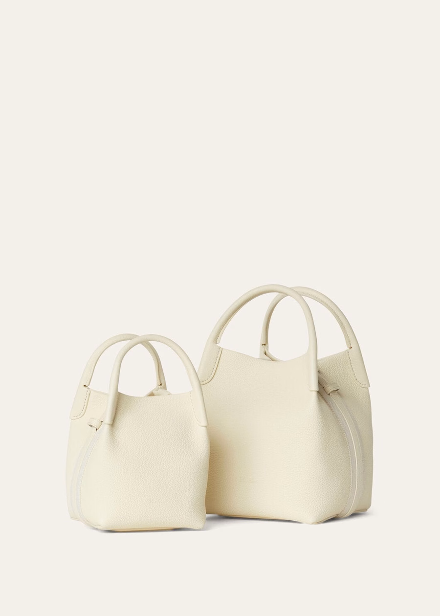 Bolsa pequeña para fardos en piel de becerro granulada color blanco susurro