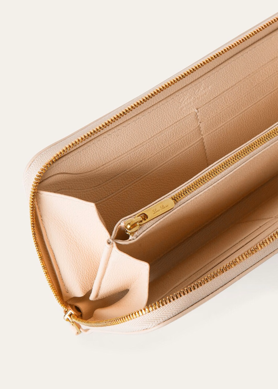 Cartera adicional con cremallera en piel de becerro color crema miel/oro sol.